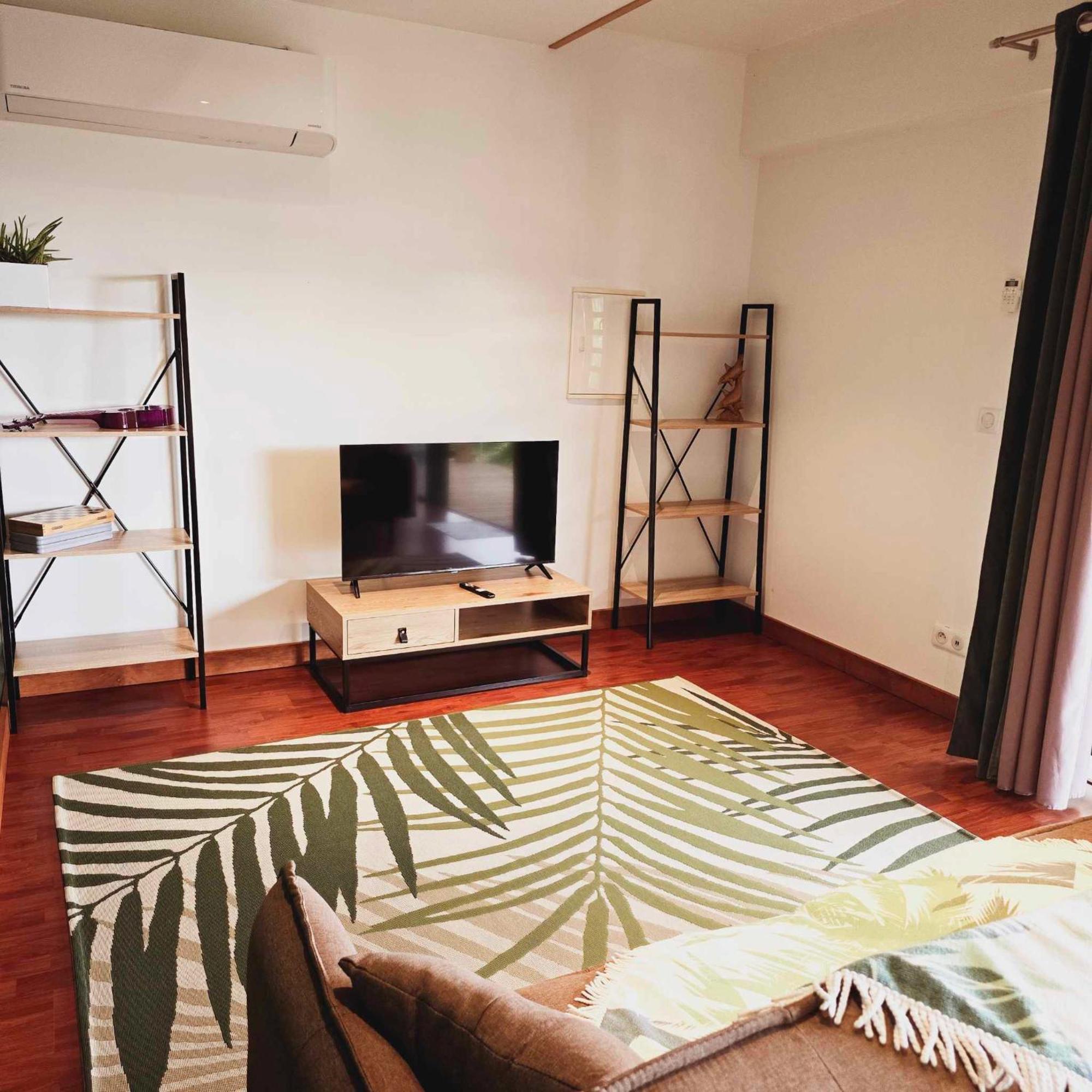 Fare Toahana, Accommodation With A Ocean View Faaa Екстер'єр фото