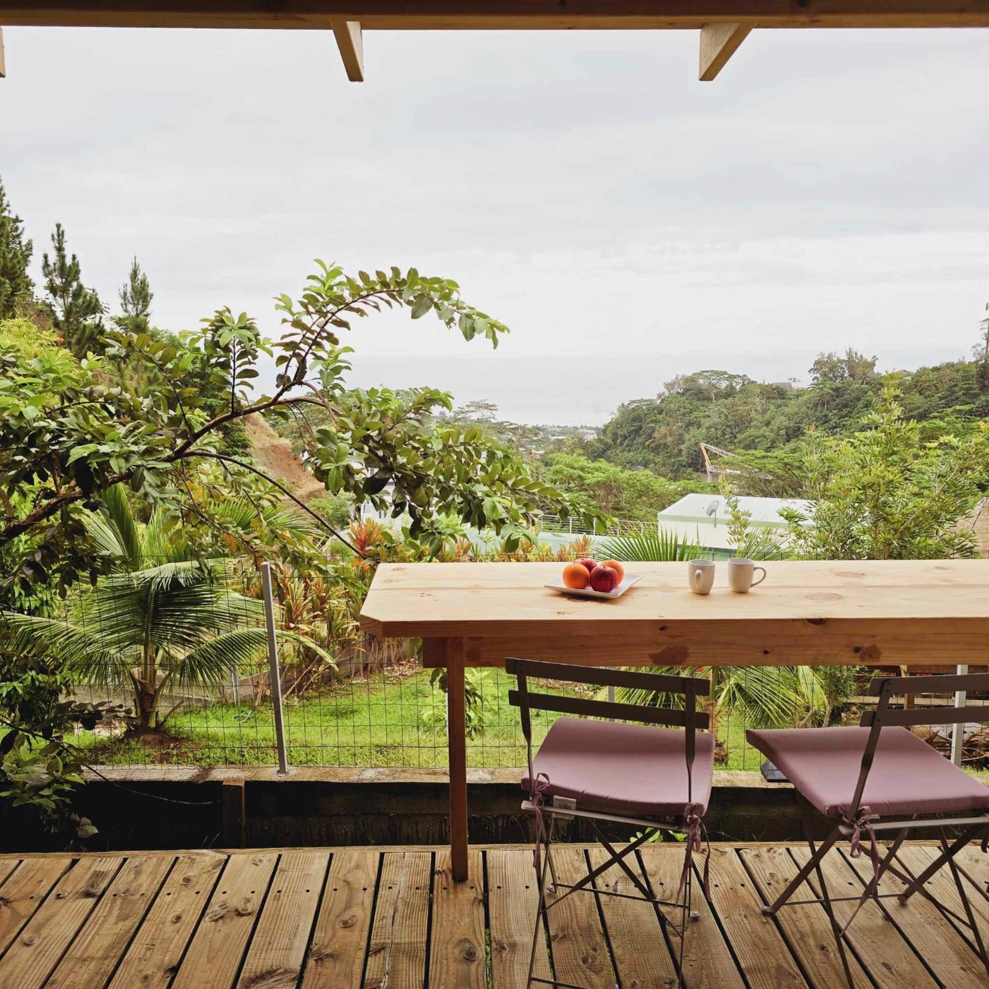 Fare Toahana, Accommodation With A Ocean View Faaa Екстер'єр фото