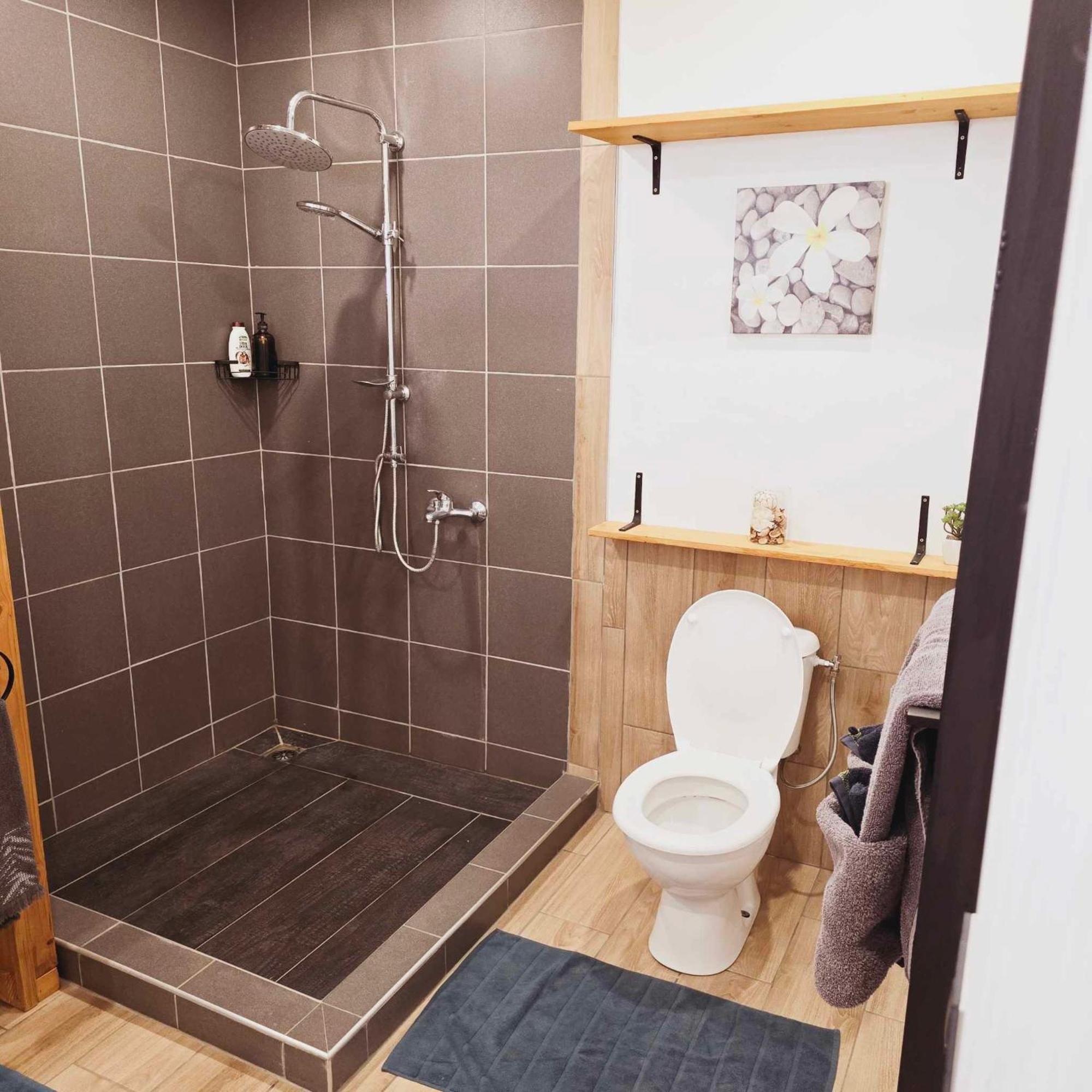 Fare Toahana, Accommodation With A Ocean View Faaa Екстер'єр фото