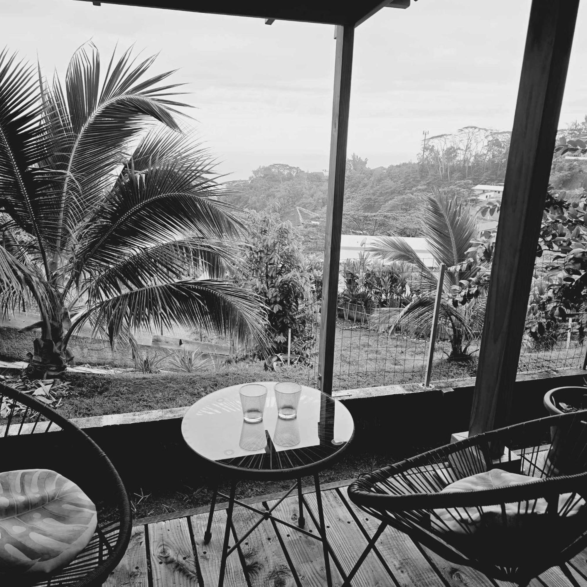 Fare Toahana, Accommodation With A Ocean View Faaa Екстер'єр фото